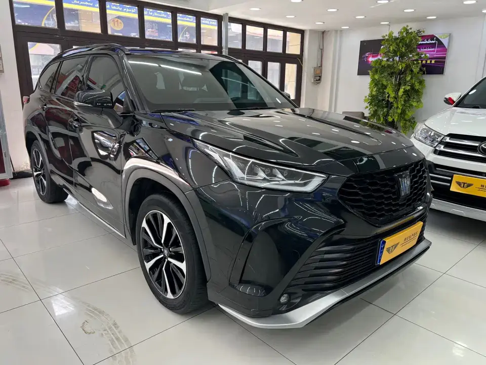 Toyota Crown Kluger 2.5L HEV 4WD Premium 2022