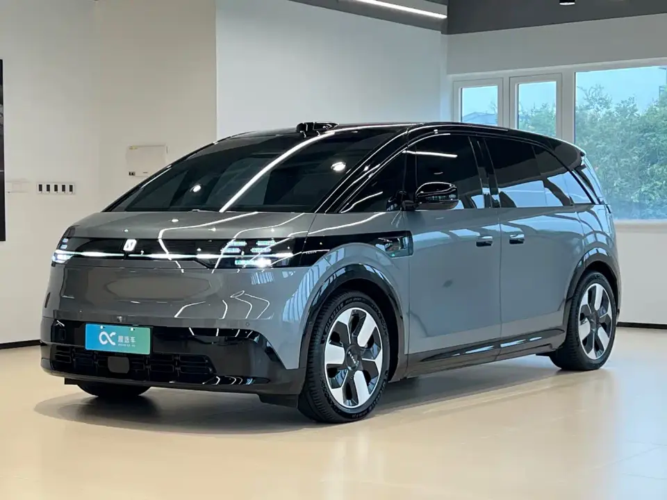 Zeekr MIX Smart Driving Edition 2025