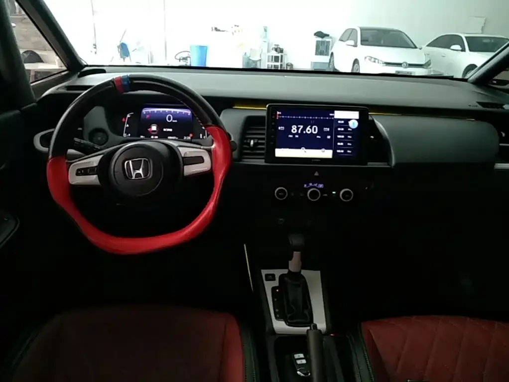 Honda Fit 1.5L CVT Trend Edition 2023 — фото 6