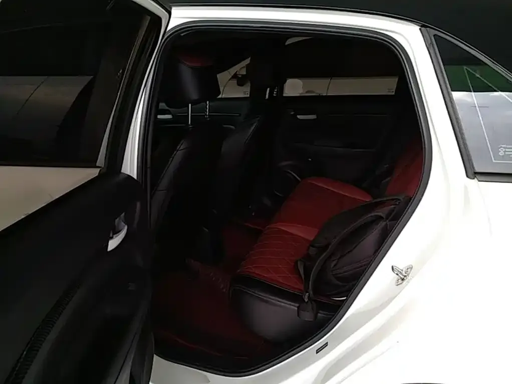 Honda Fit 1.5L CVT Trend Edition 2023 — фото 13