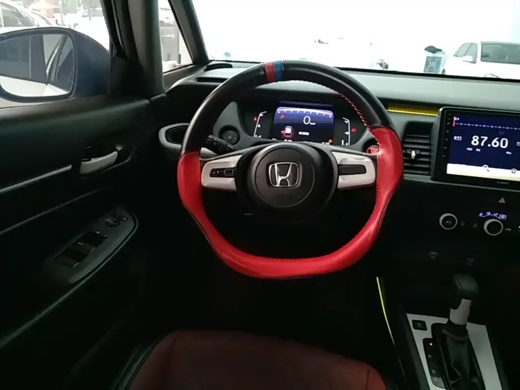 Honda Fit 1.5L CVT Trend Edition 2023 — фото 7