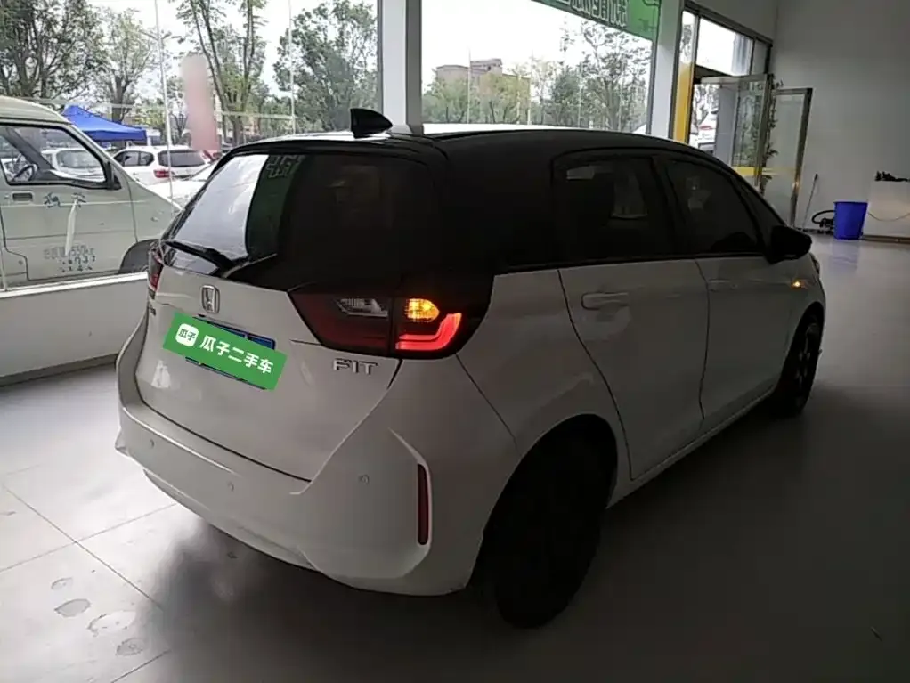 Honda Fit 1.5L CVT Trend Edition 2023 — фото 5