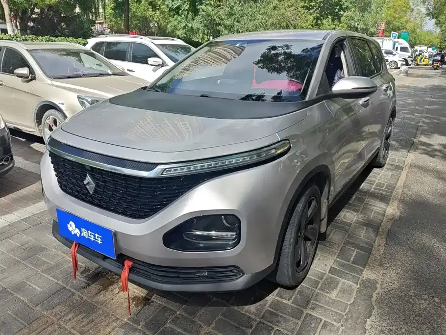 Baojun RM-5 1.5T CVT 24-hour Online Elite 7-seater 2020