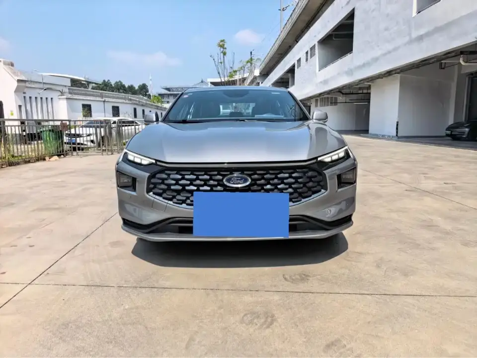 Ford Mondeo EcoBoost 180 Ultimate 2023