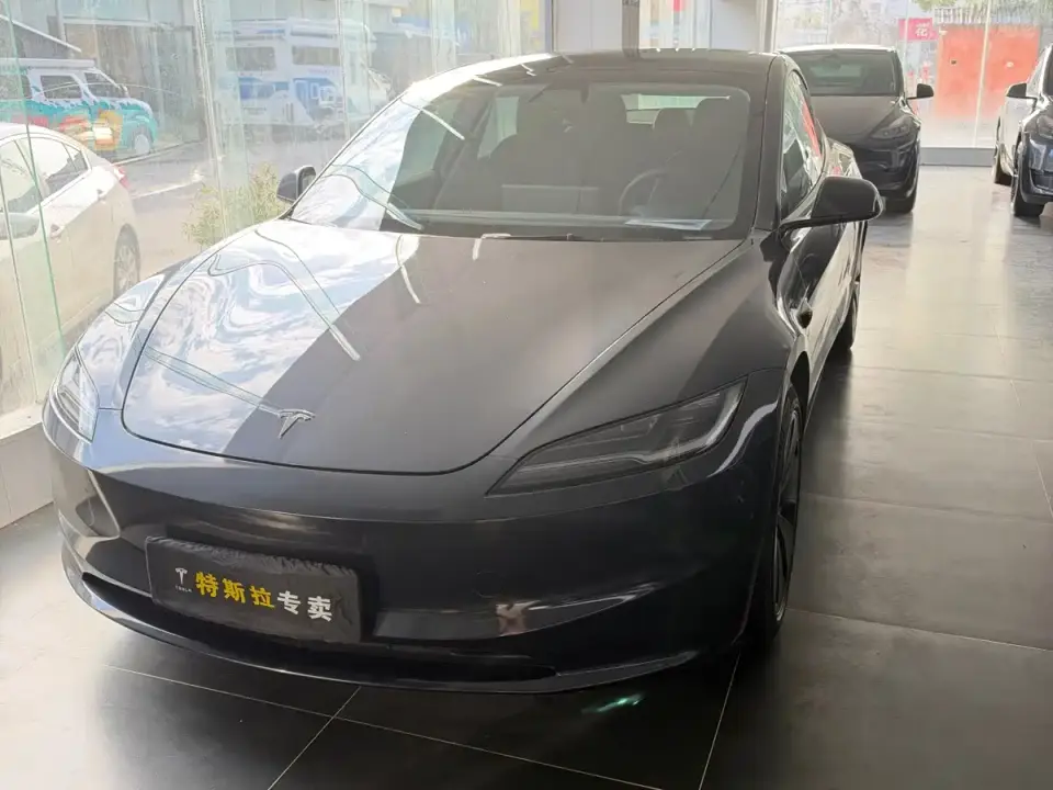 Tesla Model 3 Rear-Wheel Drive 2024