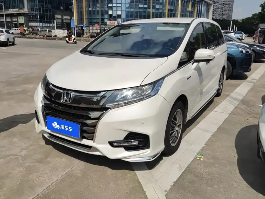 Honda Odyssey 2.0L Sharp Comfort Edition 2021