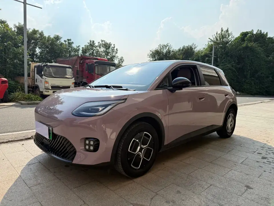 Aion UT Model 330 Starlight Edition 2025