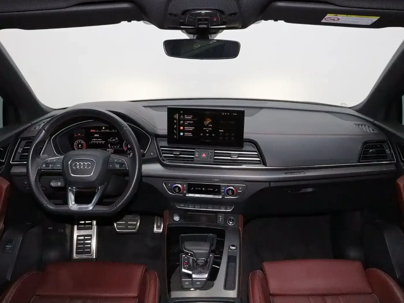 Audi Q5L Model 40 TFSI Luxury Dynamic 2024 — фото 14