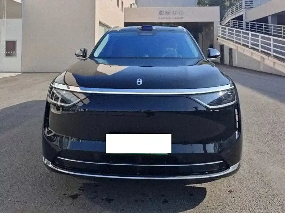 AITO Wenjie AITO M8 Extended Range Ultra 53.4kWh 6-Seater 2025