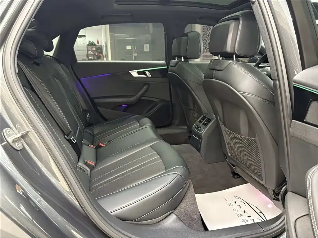 Audi A4L 40 TFSI Luxury Dynamic 2024 — фото 19
