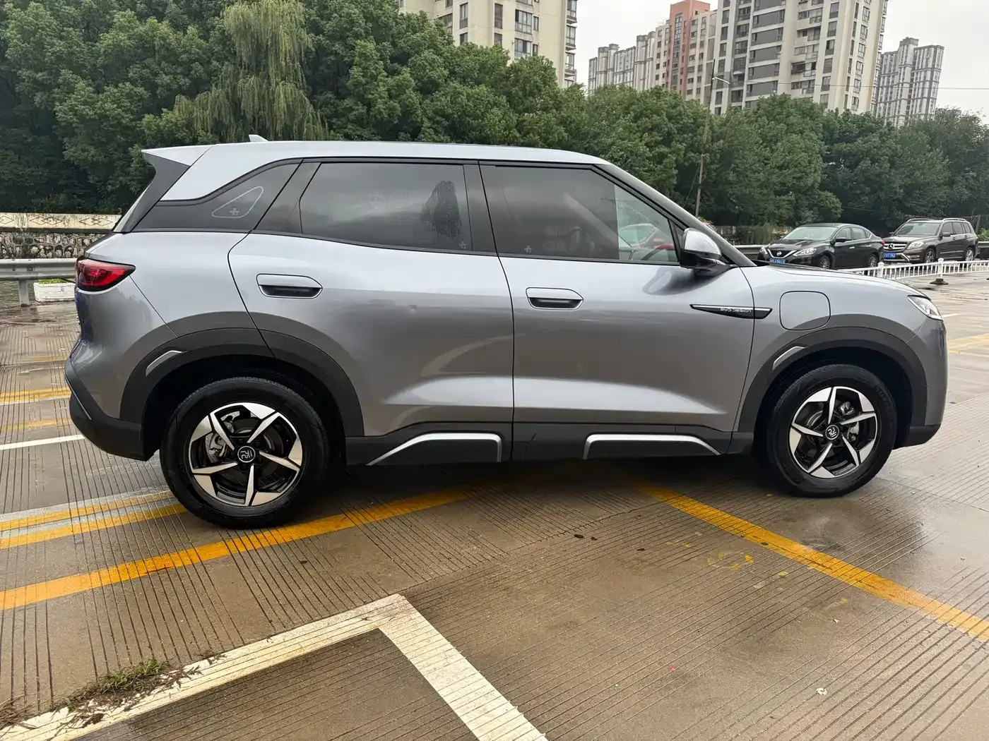 BYD Yuan UP 401KM Leading Edition 2024 — фото 7