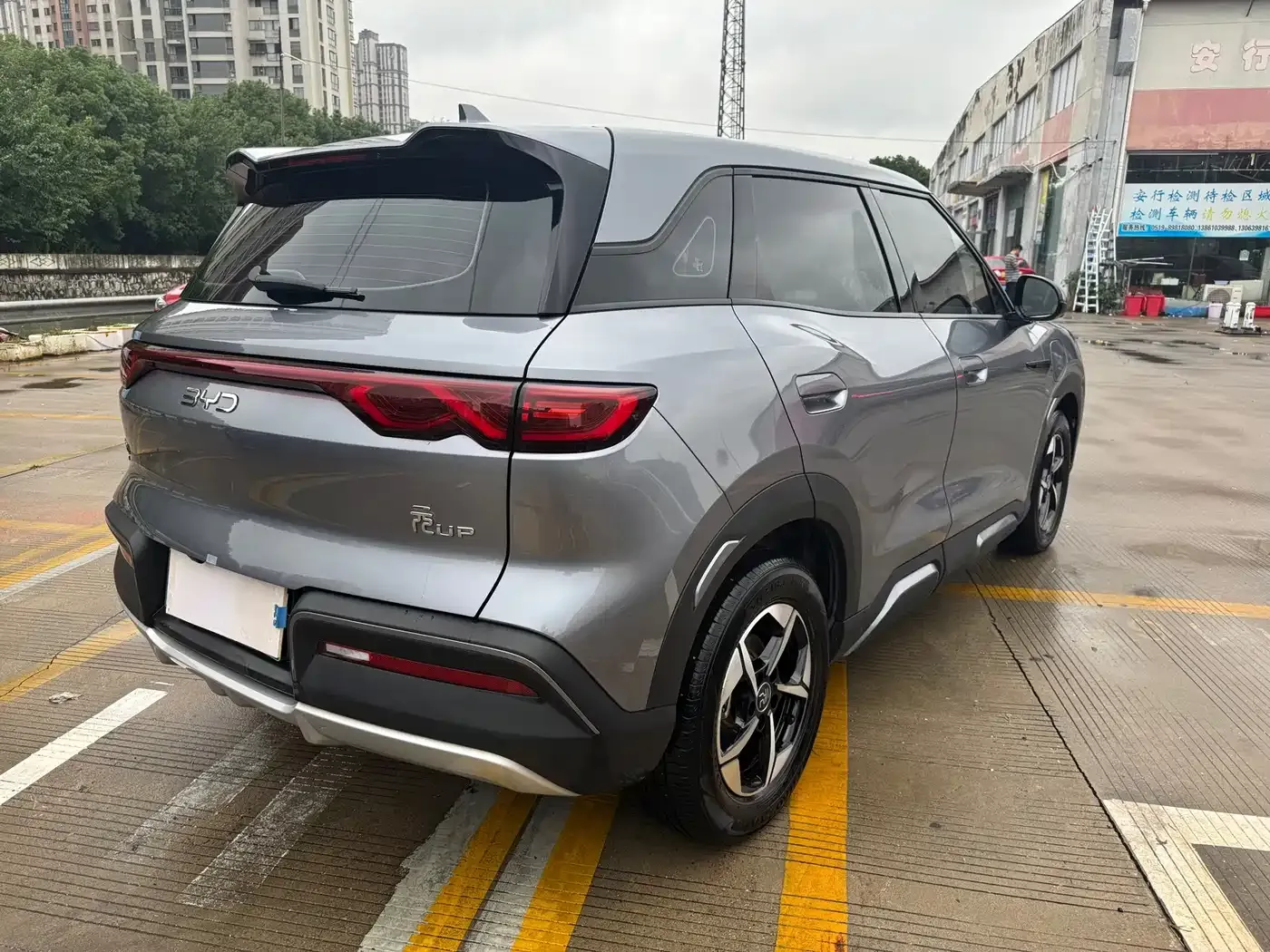 BYD Yuan UP 401KM Leading Edition 2024 — фото 6