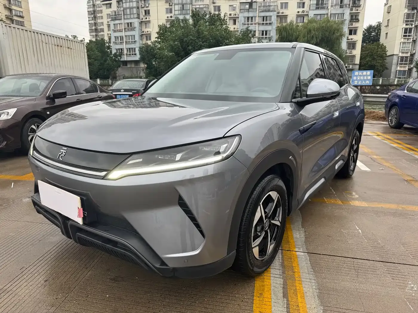BYD Yuan UP 401KM Leading Edition 2024