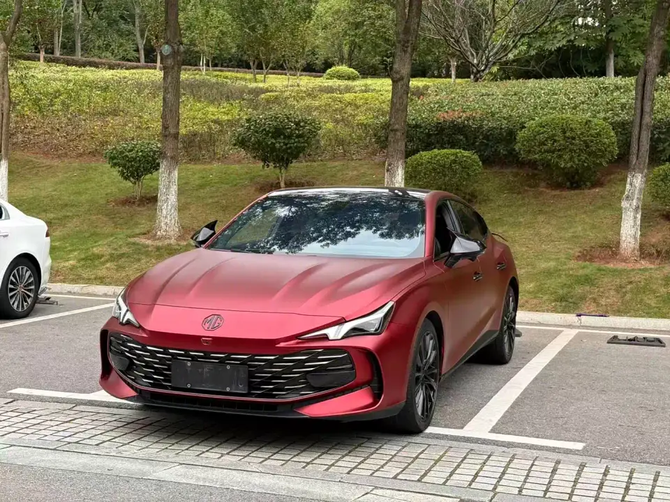 MG MG7 2.0T Automatic Hunting Beauty Premium Edition 2023