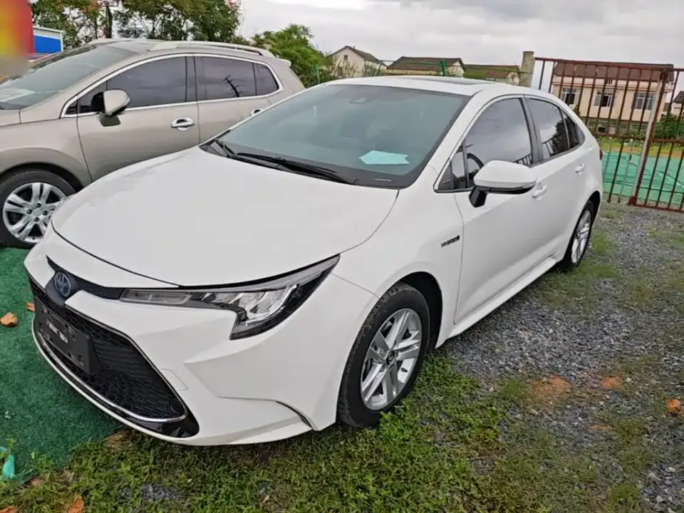 Toyota Levin Dual Engine 1.8H E-CVT Luxury Edition 2022