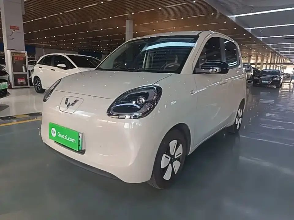 Wuling Motors Hongguang MINIEV 4-Door Advanced 2025