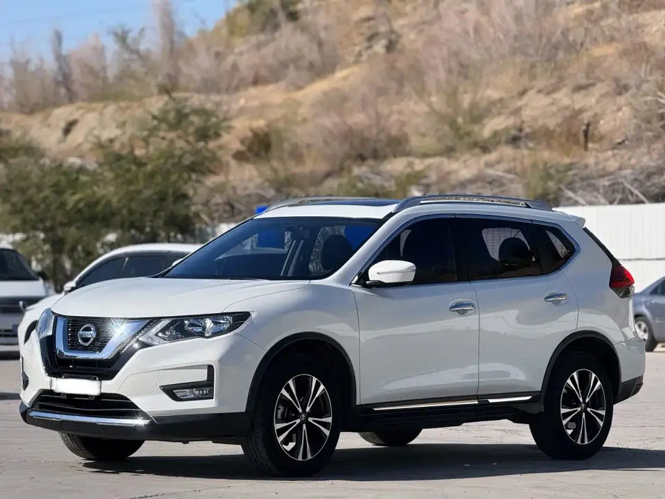 Nissan X-Trail 2.5L CVT Smart Connect Leading Edition 4WD 2019