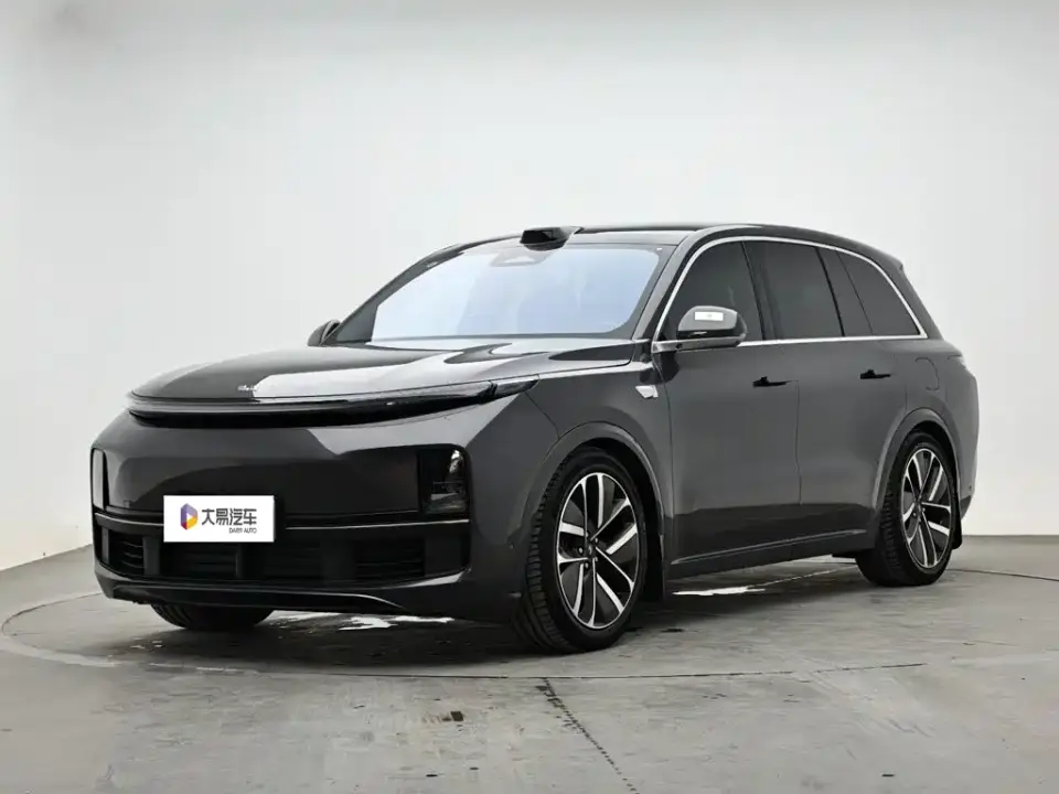 Li Auto Li L8 Model Ultra 2024