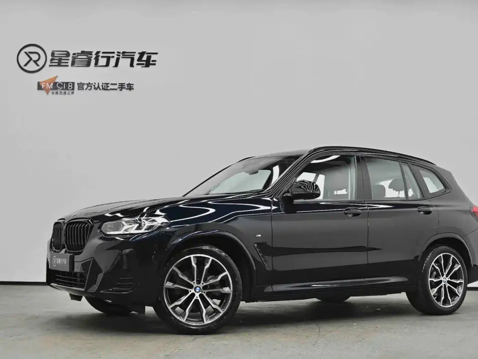 BMW X3 xDrive30i Leading M Night Package 2024