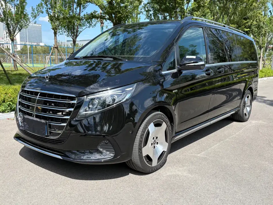 Mercedes-Benz V-Class V 300 L Long Wheelbase Luxury Edition 2025