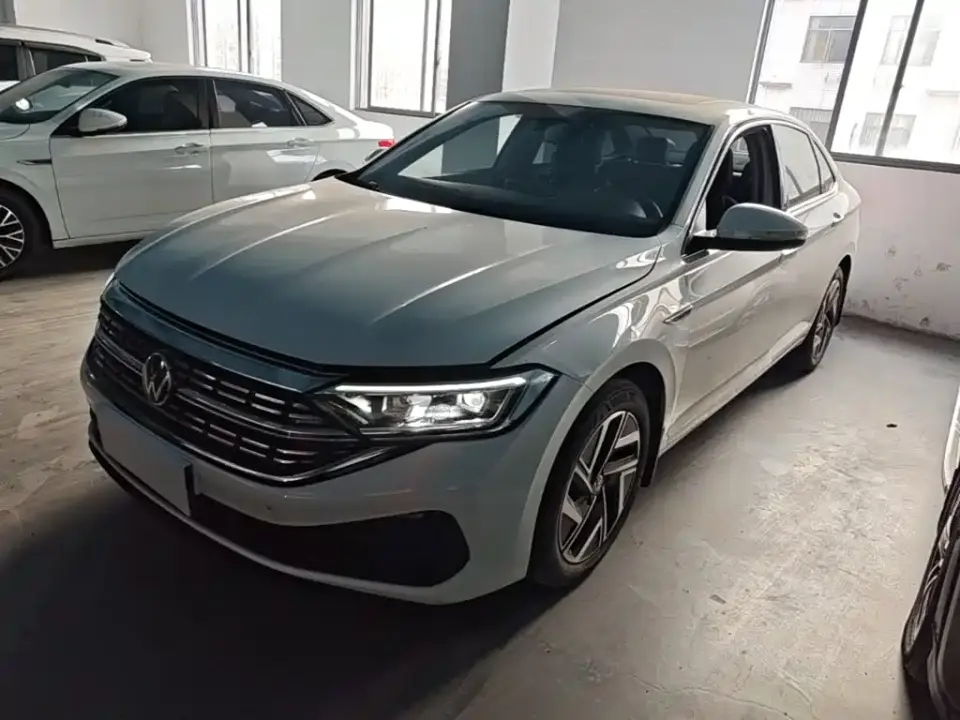 Volkswagen Sagitar 300TSI DSG Surpassing Edition 2023