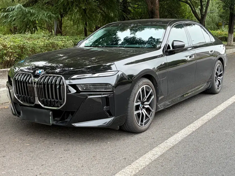 BMW i7 eDrive50L Leading M Sport Package 2024