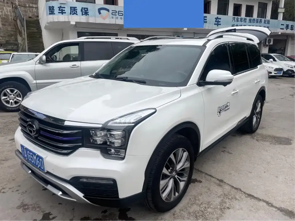 GAC Trumpchi GS8 320T 2WD Luxury Smart Connect (7-seater) 2019
