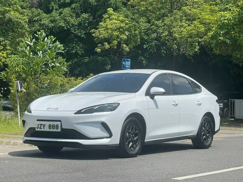 BYD Hai Bao 05 DM-i DM-i Smart Drive Edition 55KM Luxury 2025