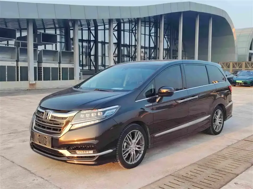 Honda Elysion 2.0L Hybrid Luxury Edition 2020
