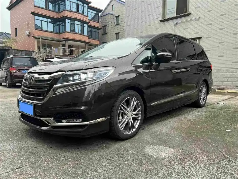 Honda Elysion 2.0L Hybrid Luxury Edition 2020