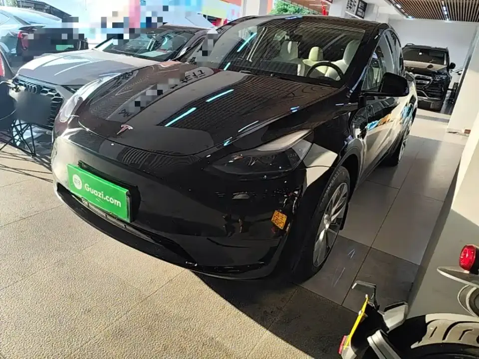 Tesla Model Y Facelift Rear-Wheel Drive Version 2023