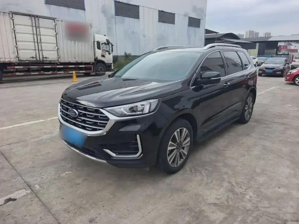 Ford Edge PLUS EcoBoost 245 FWD Platinum Sharp 5-seater 2022