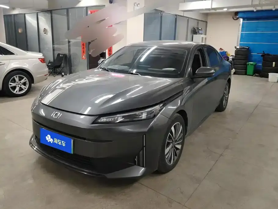 Changan Qiyuan A05 Deluxe Edition 70 Leading 2024