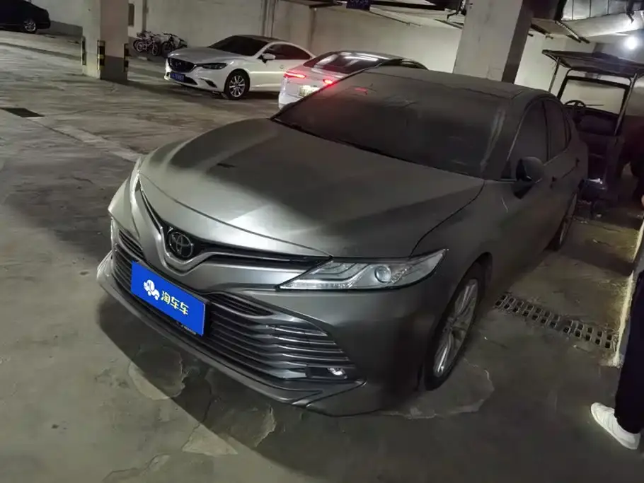 Toyota Camry 2.5G Luxury Edition China VI 2020