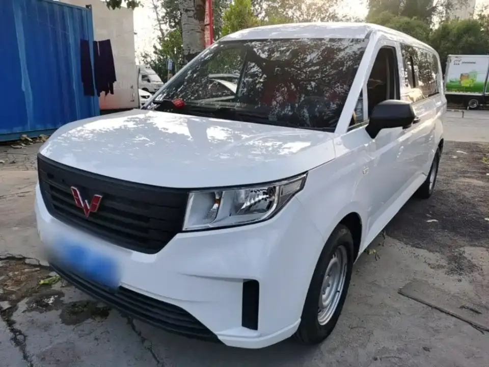 Wuling Motors Wuling Journey Model 1.5T Manual Comfort 2025