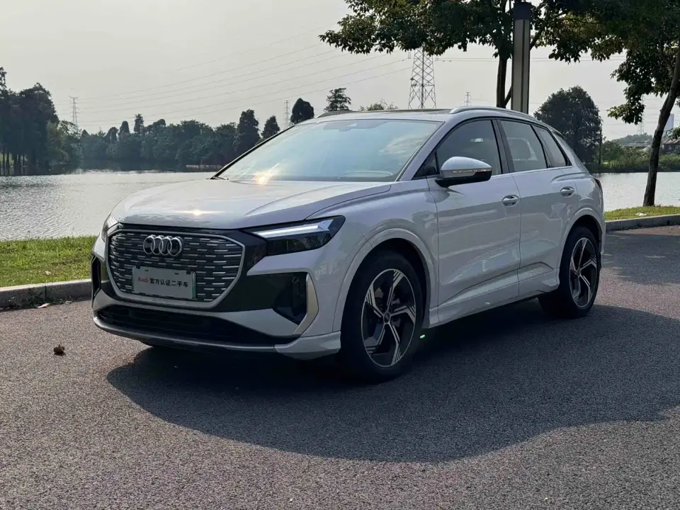 Audi Q4 e-tron 40 e-tron Creation Edition 2025