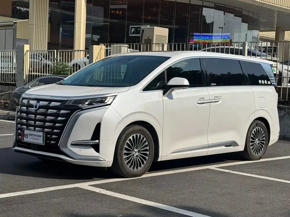 Denza D9 DM-i 970 AWD Flagship 2023