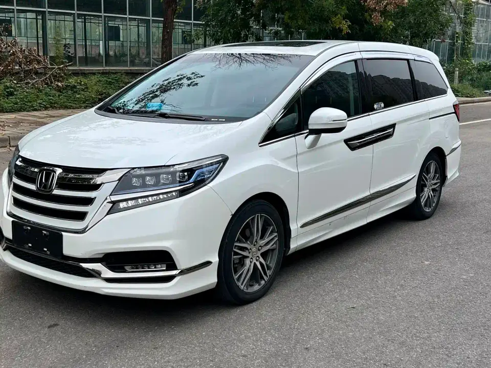 Honda Elysion 2.0L Hybrid Luxury Edition 2020
