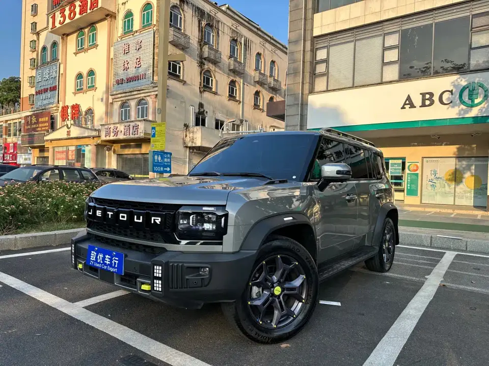 Jetour Traveler 2.0T 4WD Cross PRO Entertainment Edition 2024