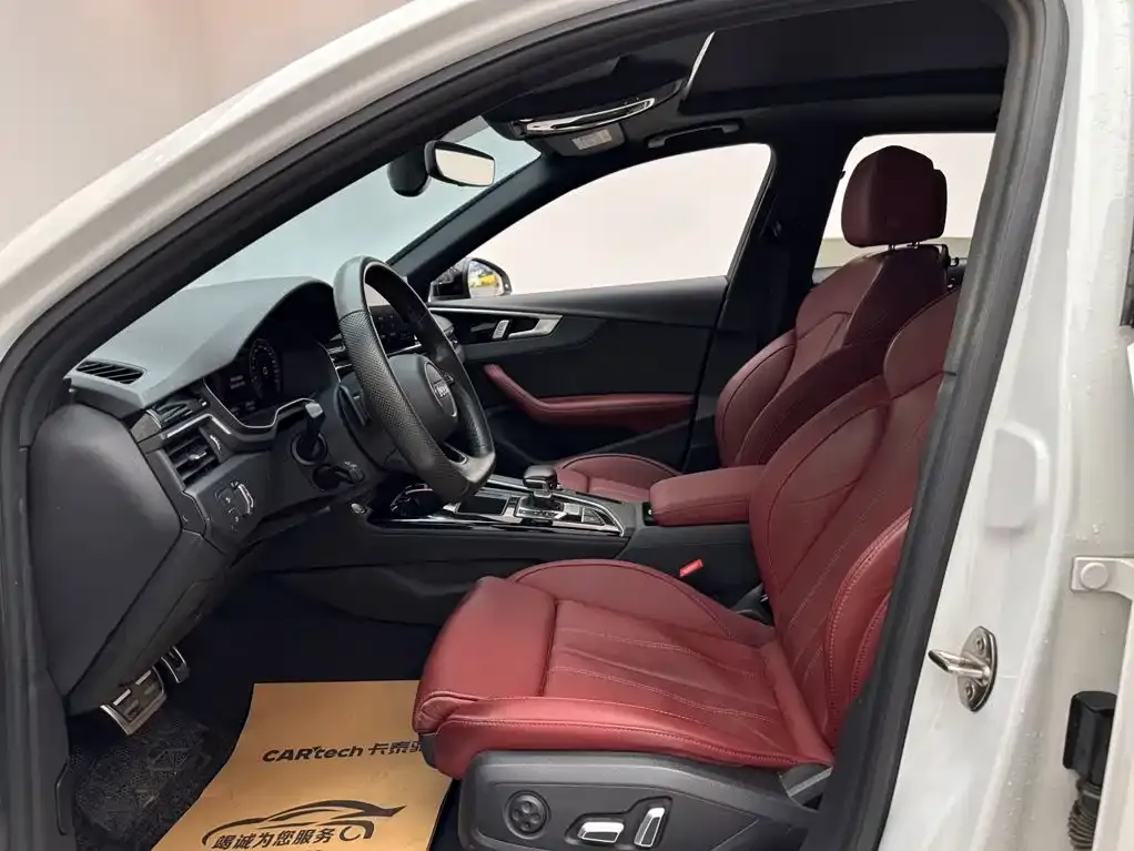 Audi A4L 40 TFSI Luxury Dynamic 2024 — фото 8