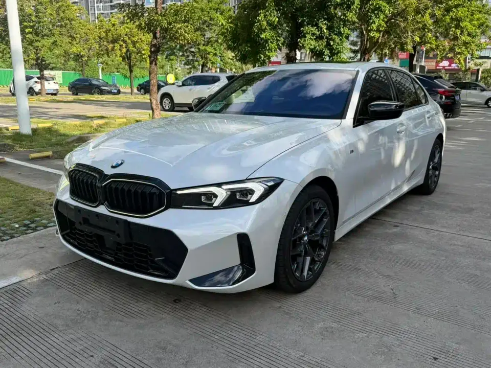 BMW 3 Series 330Li M Sport Night Edition 2025