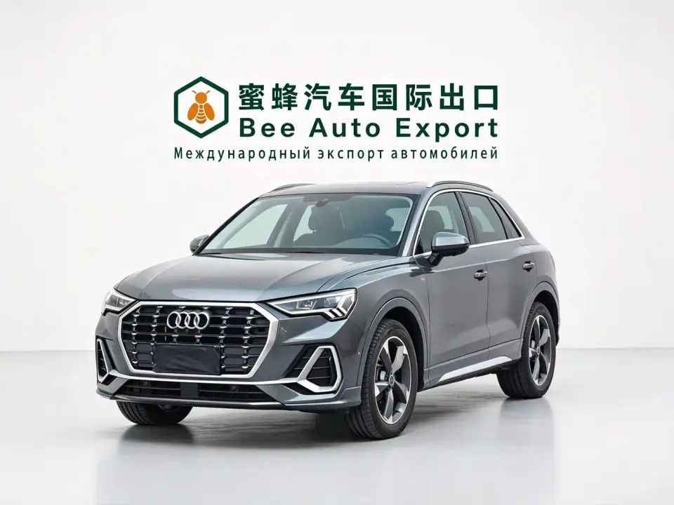 Audi Q3 35 TFSI Fashion Dynamic (1.4T) 2023