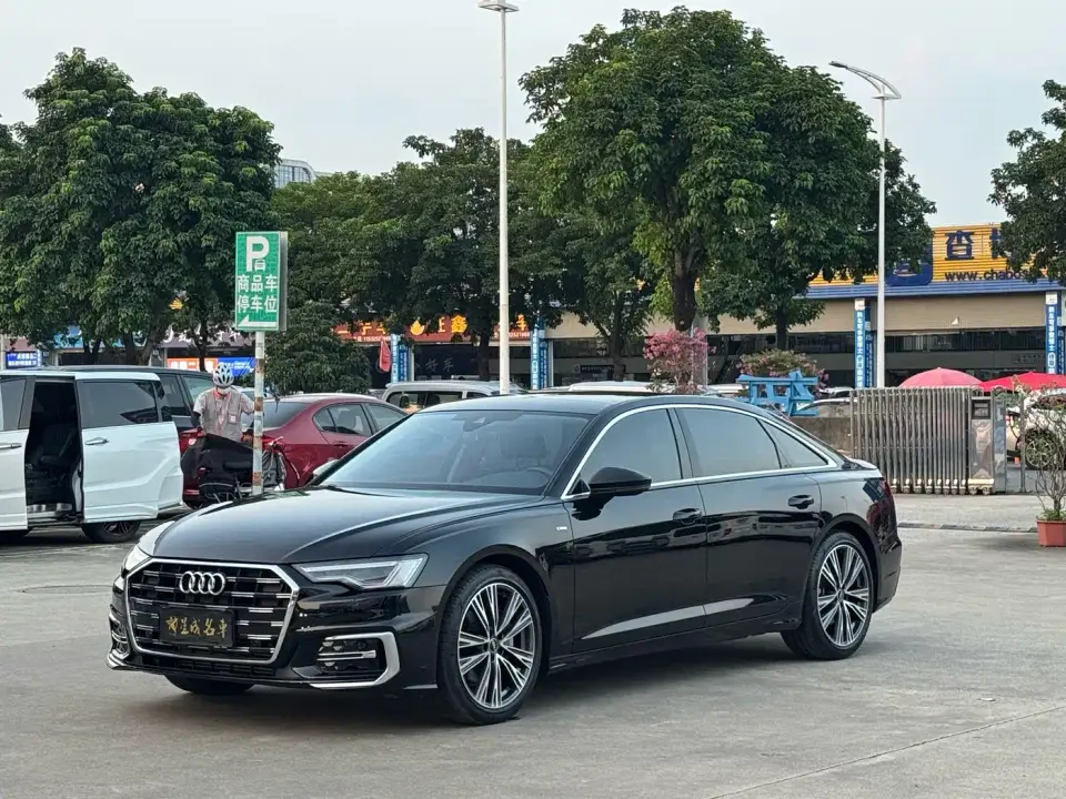 Audi A6L 45 TFSI Premium Selection Dynamic 2024