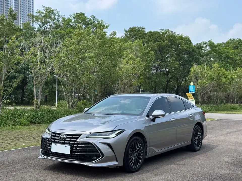 Toyota Avalon 2.0L XLE Premium 2023