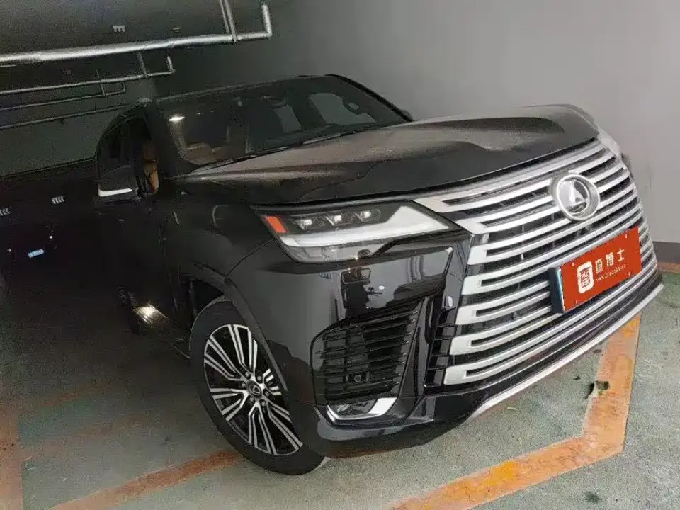 Lexus LX 700h Boundary Edition 2025