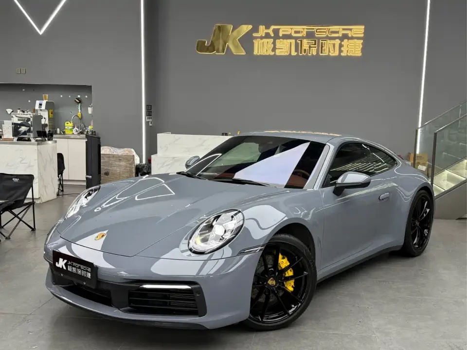 Porsche 911 Carrera 3.0T 2023