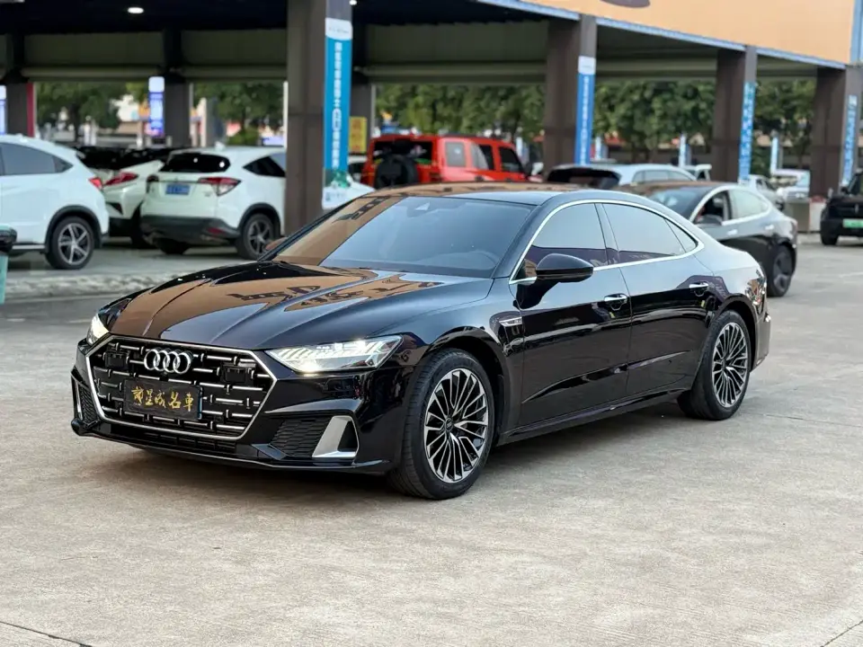 Audi A7L 45 TFSI Luxury 2024