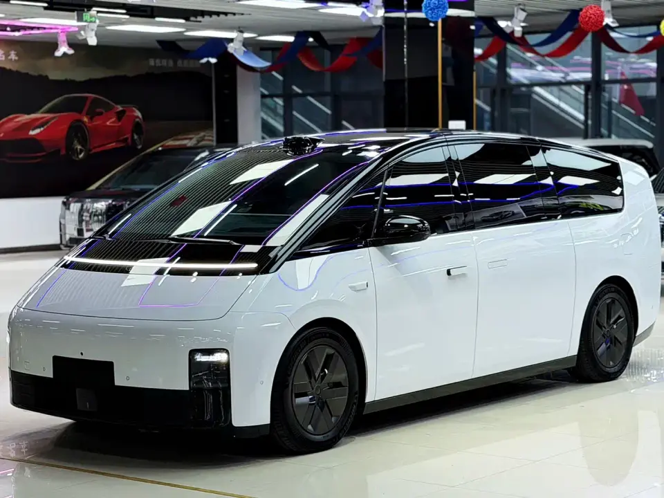 Li Auto MEGA Ultra Smart Renewal Edition 2025