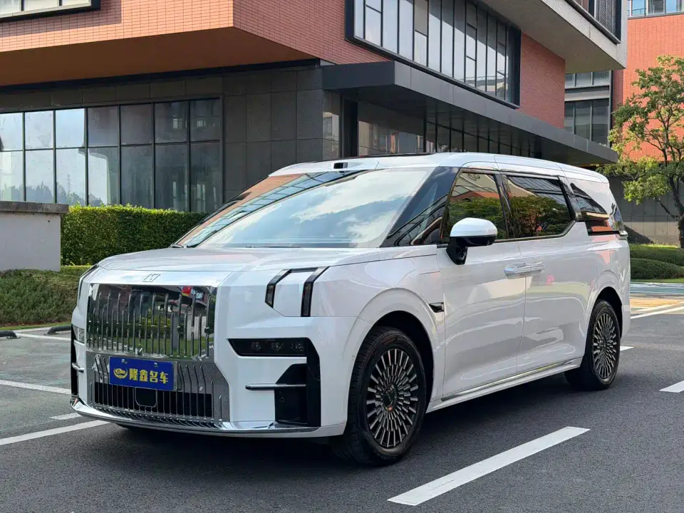 Zeekr 009 7-Seat Aisle AWD Version 108kWh 2025