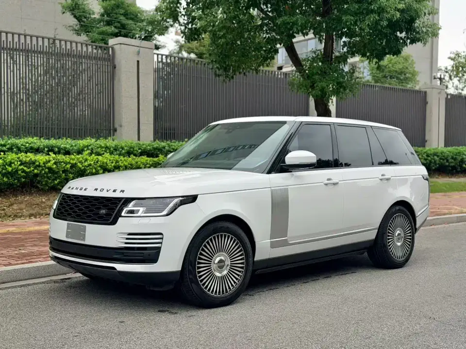 Land Rover Range Rover 3.0 L6 360PS Golden Age Edition 2022